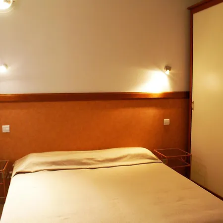 Le Mace Apartment *