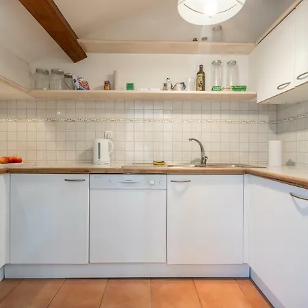 Le Mace Apartment *