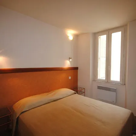 Le Mace Apartment *