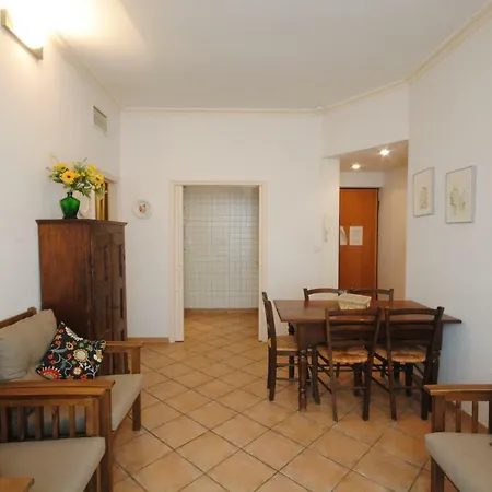 Le Mace Apartment *