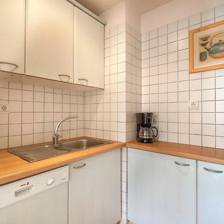 Le Mace Apartment *